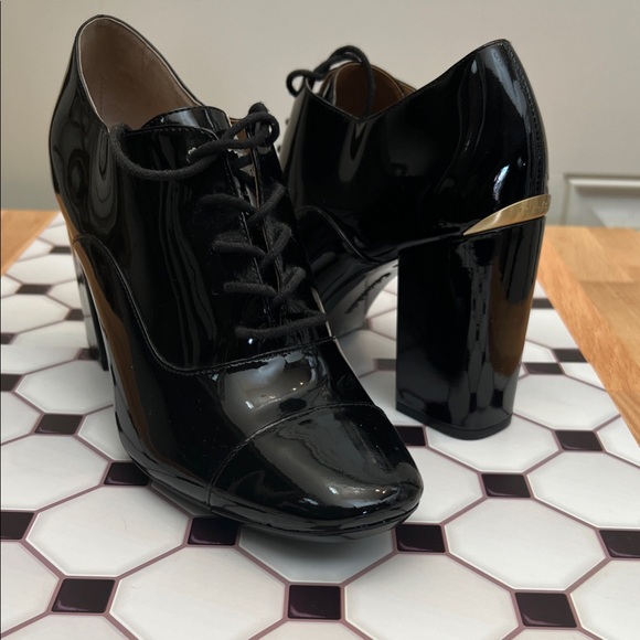 Calvin Klein Black Patent Leather Heels - Picture 1 of 11